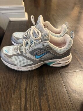 Nike Women’s Gray and Teal Air Max Moto